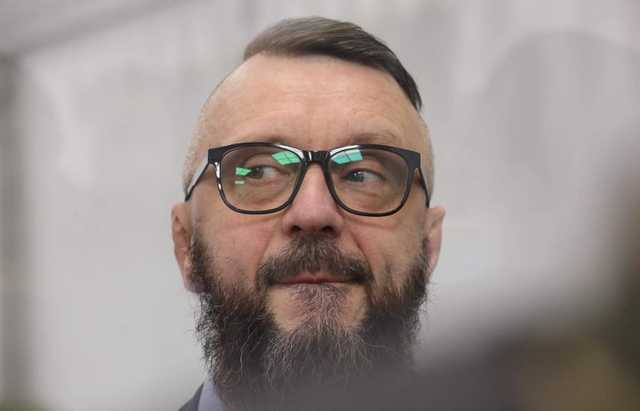 Шевченковский суд оставил Антоненко под домашним арестом