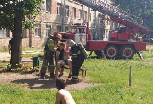 Харьковчанка подожгла квартиру из-за ссоры с матерью: в доме был ребенок