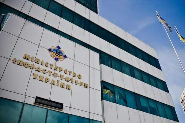 Кубраков взял замами в Мининфраструктуры двух скандальных отставников — Найема и Шкуракова