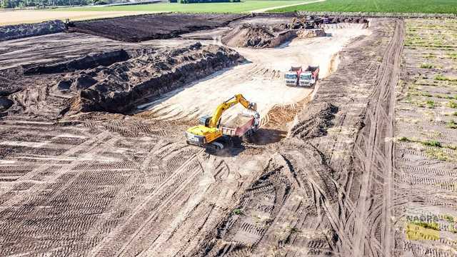 Чиї кар’єри? Поліція шукає, хто видобуває глину поблизу траси Н-31 на Полтавщині