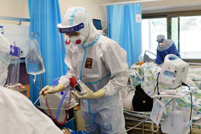 Израиль нажимает на коронавирусные тормоза