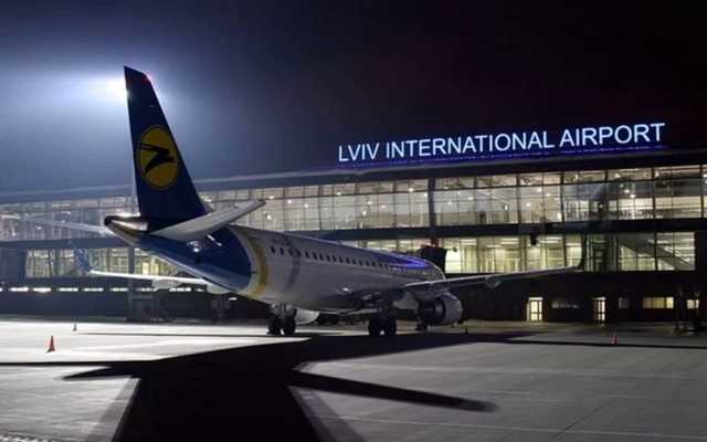 Центр вакцинации от COVID-19 открылся во Львовском аэропорту