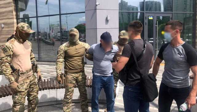 Иностранец отправлял украинок в Грецию для сексуальной эксплуатации