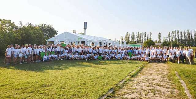 DJ David Braun.       " "