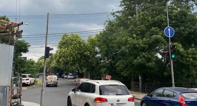 Одесские полицейские пытались штрафовать водителей, ехавших под незаконные знаки