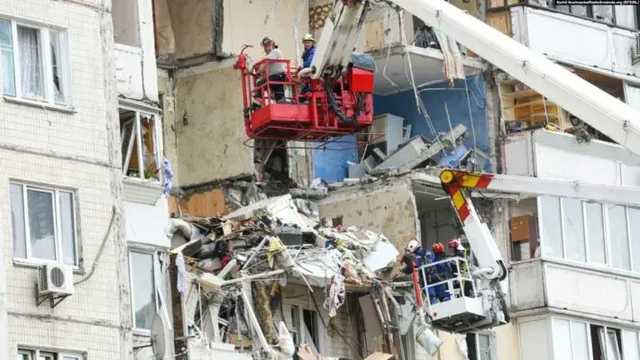 Взрыв в доме на Позняках: Расследование завершено. Одна из подозреваемых сбежала в «ЛНР»