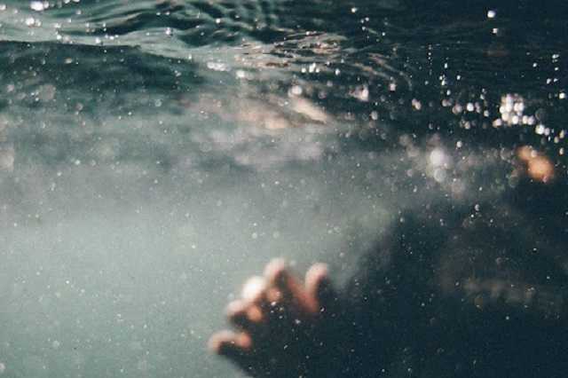 Был рядом с мамой: в Одесской области в море утонул 4-летний мальчик