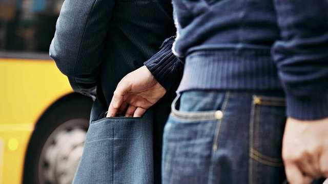 В Одессе мужчина дважды стал жертвой грабителей за вечер