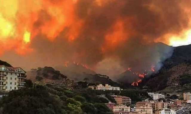 На юге Италии горят леса