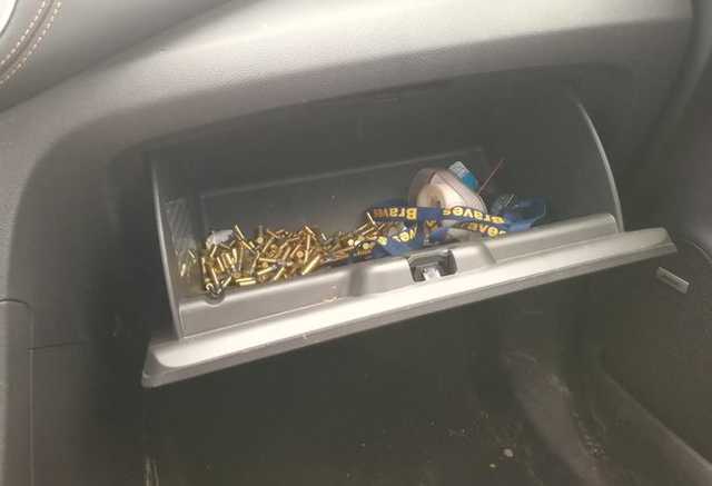 В прибывших в контейнерах из США автомобилях нашли патроны и наркотики, - Госпогранслужба