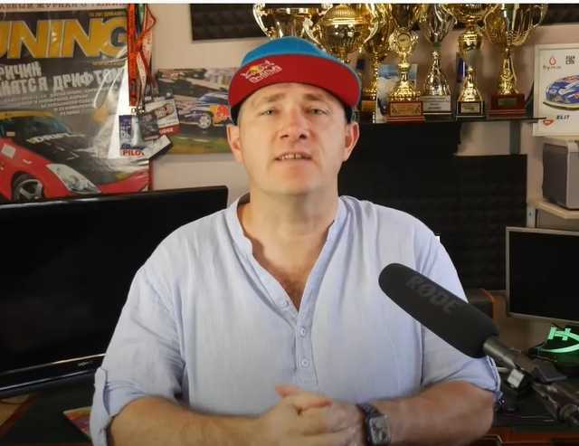 Гонщик попытался оправдаться за дрифт на Софийской площади, но попал в новый скандал