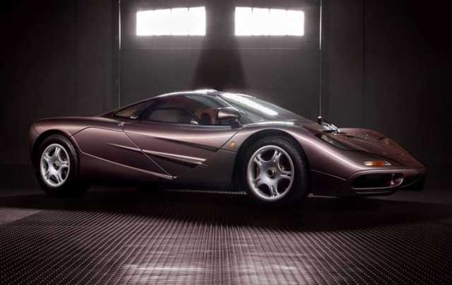 Легендарный суперкар McLaren F1 продан на аукционе за рекордную сумму