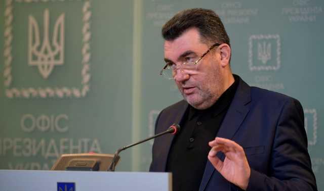 Украина сегодня отправит самолет в Афганистан для эвакуации людей, - Данилов