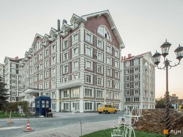 "Kyivvodokanal disconnected water supply to comfort class residential complex: residents accuse the developer of fraud