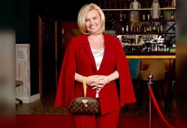 В Запорожье силовики пришли с обысками в салон красоты советницы мэра