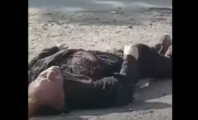 Бездействие и равнодушие: днепряне снимали на видео мужчину с приступом судорог