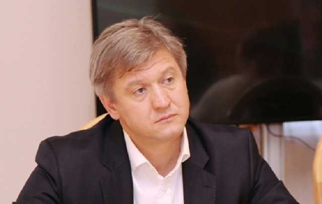 Данилюк: Реформа захлинулася, не розпочавшись. Показовий "подарунок" президента країні на 30-річчя