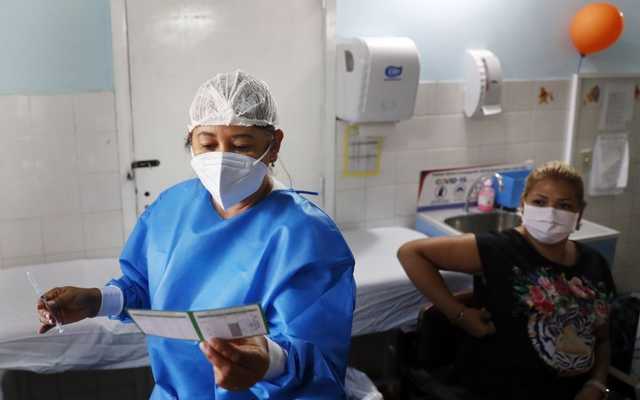 Украина запускает COVID-сертификаты в "Дії": пошаговая инструкция для получения "ковидного документа"