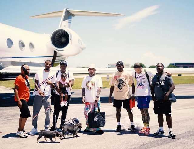 Самолет с желанным соперником Ломаченко потерпел катастрофу