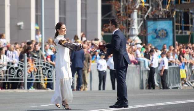 Зеленский вручил госнаграды по случаю Дня Независимости Украины