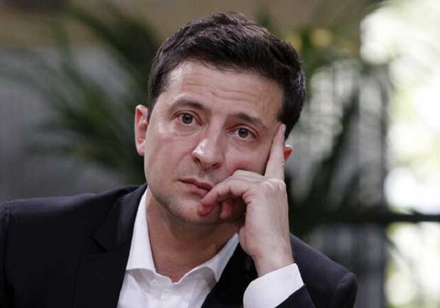 По Одессе ночью развесили оскорбительные плакаты в адрес президента Зеленского