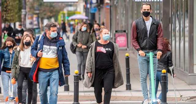 В Польше начинается четвертая волна COVID-19