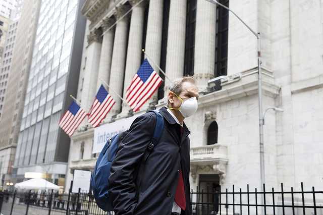 Разведка США считает, что коронавирус не был разработан как биологические оружие