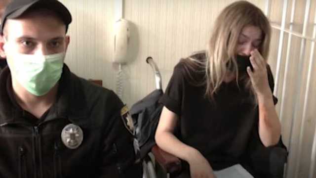 Хотела объехать ежа: суд арестовал водителя, автомобиль которой раздавил маму троих детей