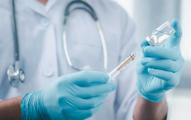 Минздрав не выполнил план по вакцинации 5 млн украинцев до конца лета