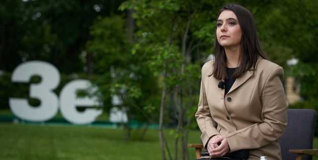 Мендель неоднозначно оценила работу нового пресс-секретаря Зеленского