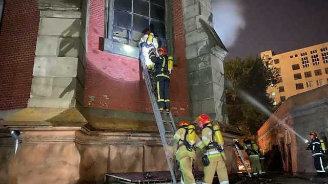 Требуется немедленное расследование, – глава Минкульта о пожаре в костеле святого Николая