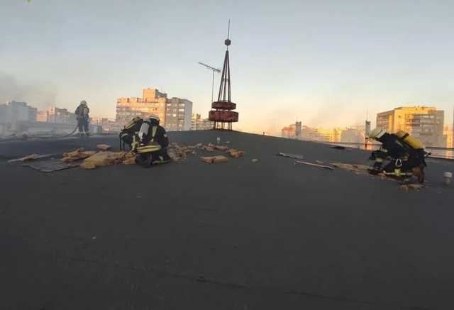 В бизнес-центре "Колизей" во время пожара застрял ребенок