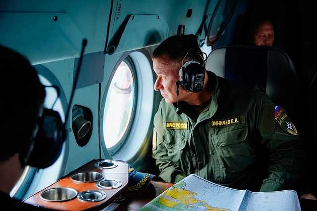 Сапожники без сапог: почему погиб глава МЧС России Евгений Зиничев