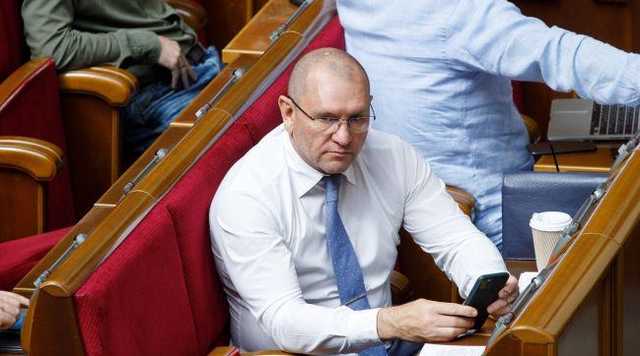 "Репрессии уже нет": нардеп в прямом эфире убеждал подружиться с Лукашенко