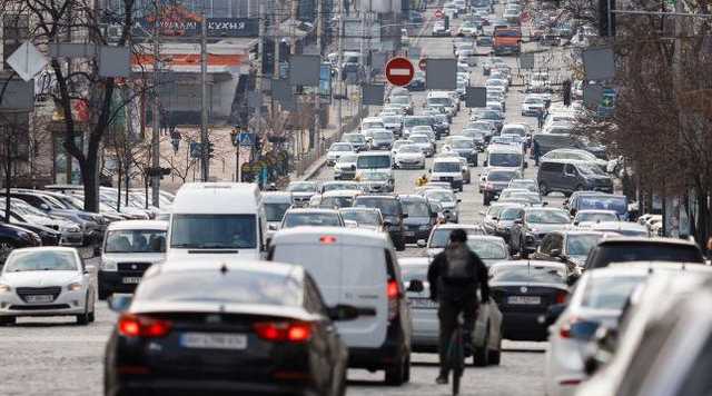 В Киеве завтра перекроют Гаванский мост и центральные улицы: когда будут действовать ограничения