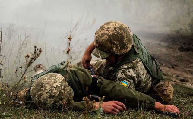 Боевики снова стреляли на Донбассе, погиб военный