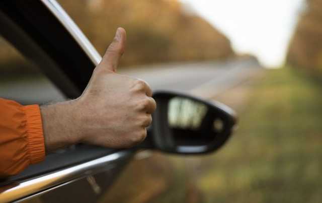 Водителям рассказали, как правильно ездить осенью: эти советы помогут избежать ДТП