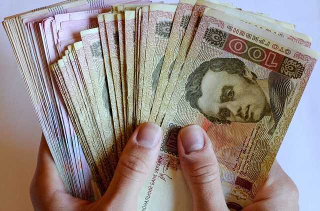 Привласнили майже 250 тисяч: на Закарпатті викрили схему розкрадання бюджетних коштів