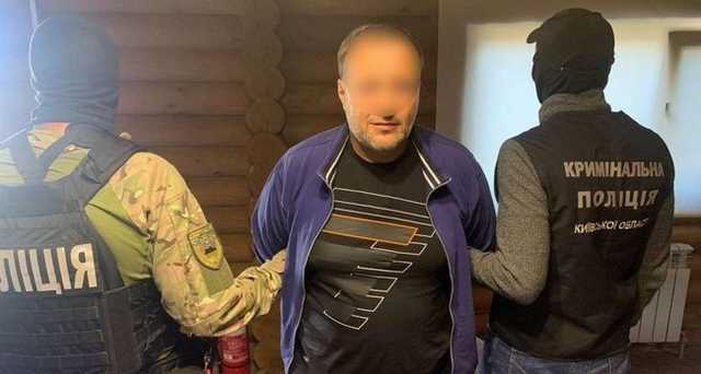 Поліцейські Київщини викрили злочинний дует «барсеточників»