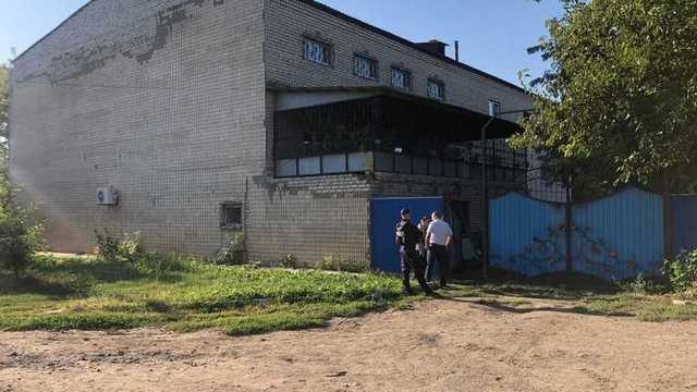 На Херсонщине мужчина угрожает взорвать дом: полиция начала спецоперацию