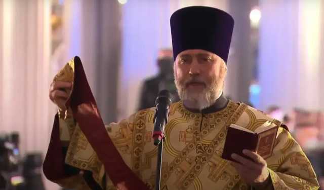 Новинский в Петербурге участвовал в церковной службе РПЦ в честь национального героя РФ