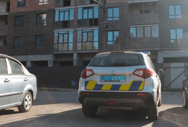 В Днепре 50-летний строитель хотел устроиться на работу, но утонул в луже