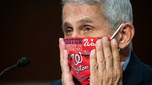 Главный инфекционист США не исключил, что пандемия COVID закончится весной