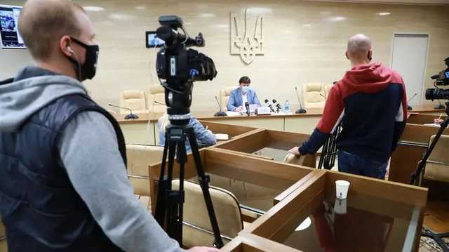 Школы, детсады и университеты Запорожской области закроют без 80% привитых преподавателей