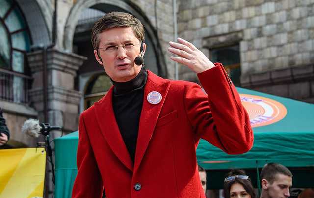 "Дико и бесчестно": Кондратюк потребовал у Зеленского запретить концерты российских звезд в Украине