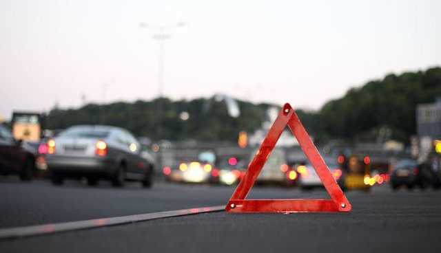 На трассе Киев-Чоп произошло массовое ДТП с пострадавшими