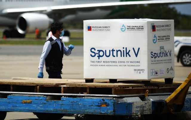 США закроют границу для вакцинированных "Спутником V" туристов