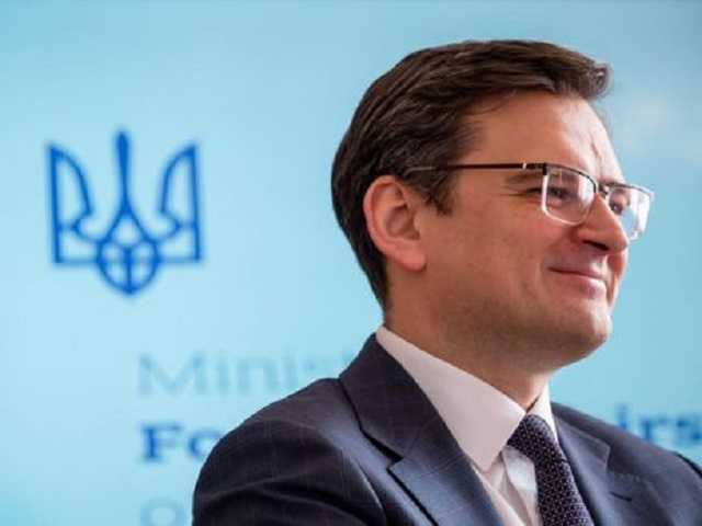 Украине пора избавиться от партнерозависимости во внешней политике, - Кулеба