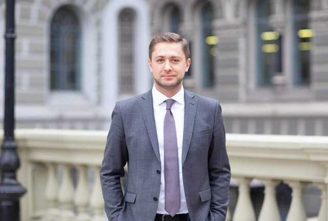 Скандально известному нацбанковцу в 5 раз подняли оклад за годы работы в НБУ