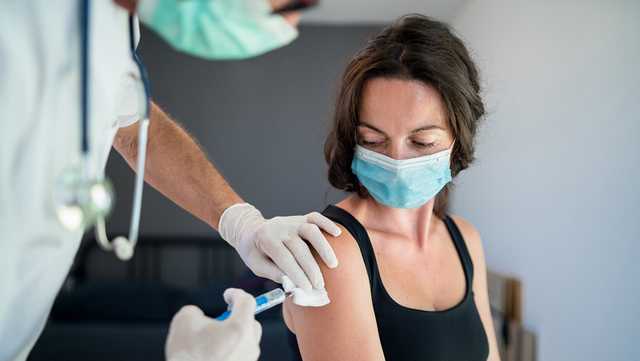 В Бразилии начнут ревакцинацию людей старше 60 лет